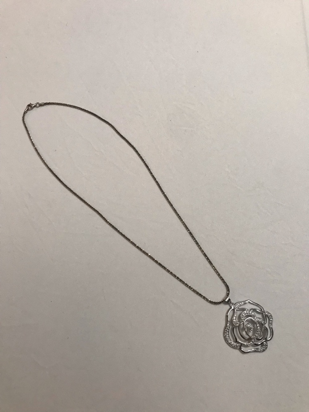 Sterling Silver 925 Unique Robe Chain Necklace Flower Pendant Rhinestone 20”